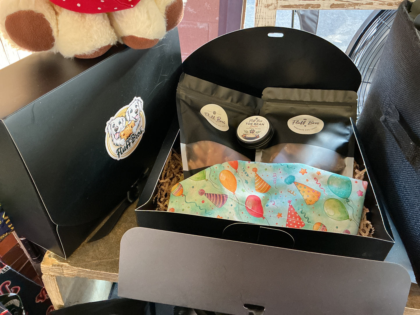 Large gift box (multi)